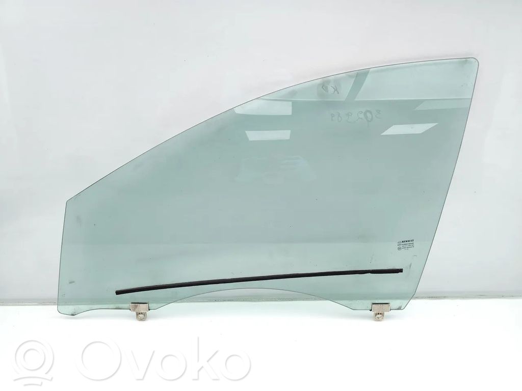 Renault Megane III Front door window glass four-door 