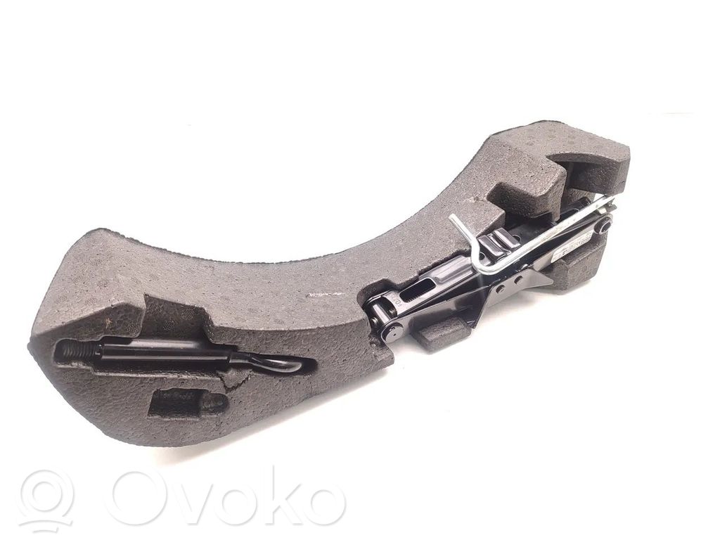 Nissan Note (E11) Lift Jack 