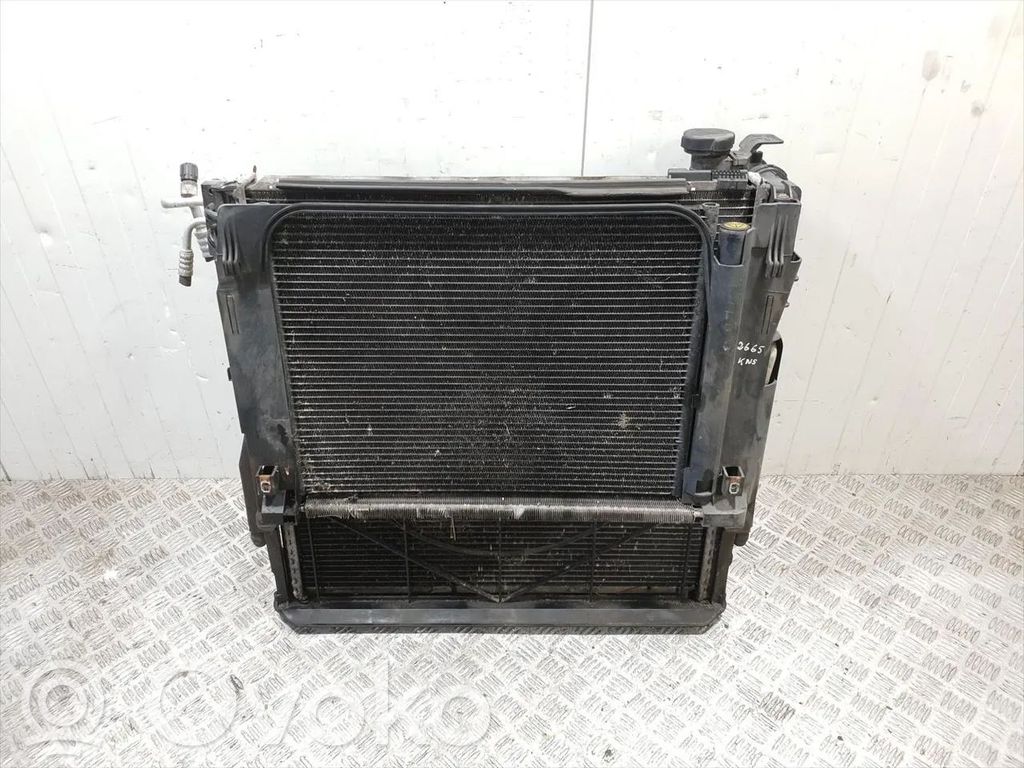 Coolant radiator   2248724,6914216,7787040