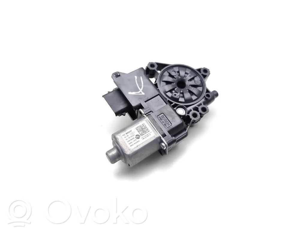 KIA Xceed Motor del regulador de la ventanilla de la puerta delantera 