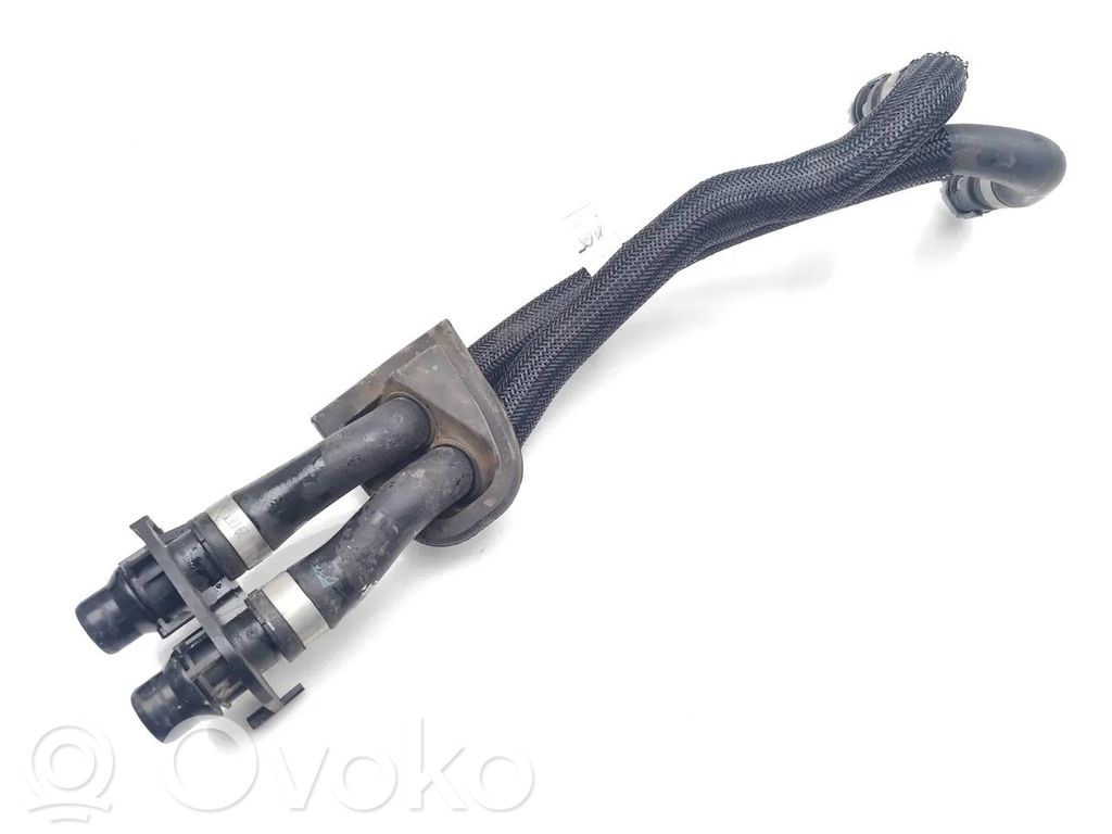 Land Rover Range Rover Evoque L551 Engine coolant pipe/hose 