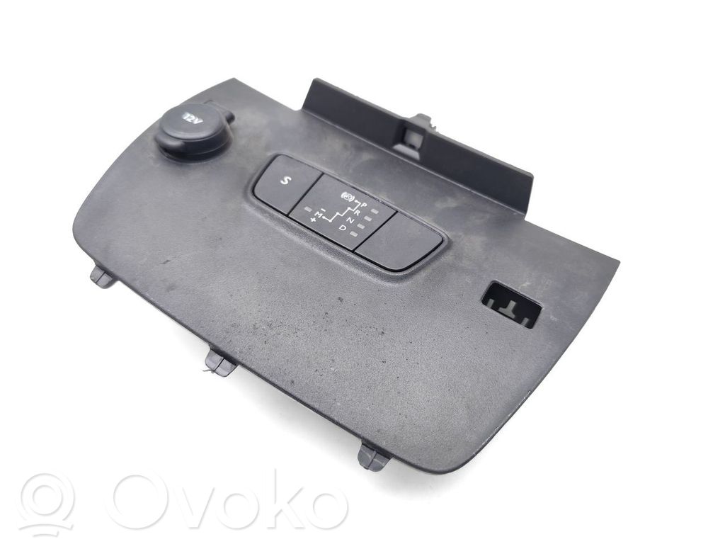 Citroen C3 Aircross Panneau de garniture console centrale 