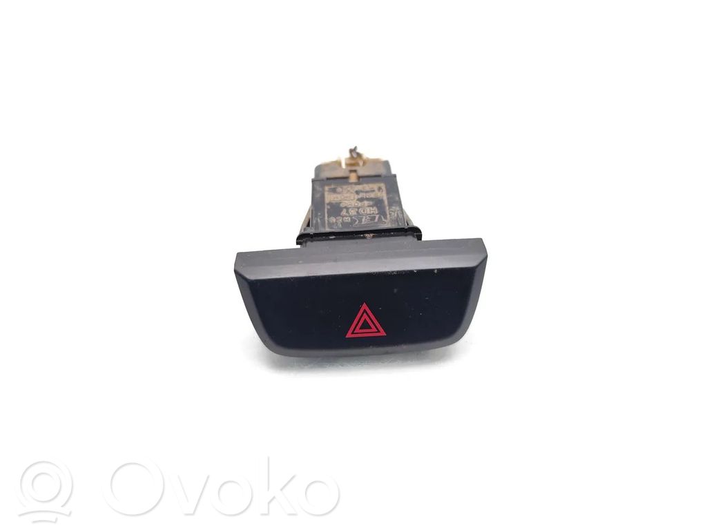 Isuzu D-Max Hazard light switch 