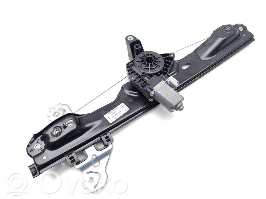 Nissan Qashqai Macara ușă față cu motor 