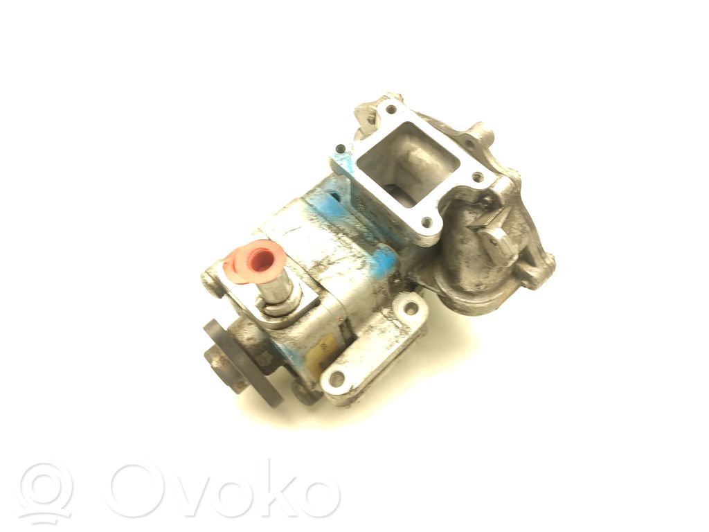 BMW 3 E46 Power steering pump 