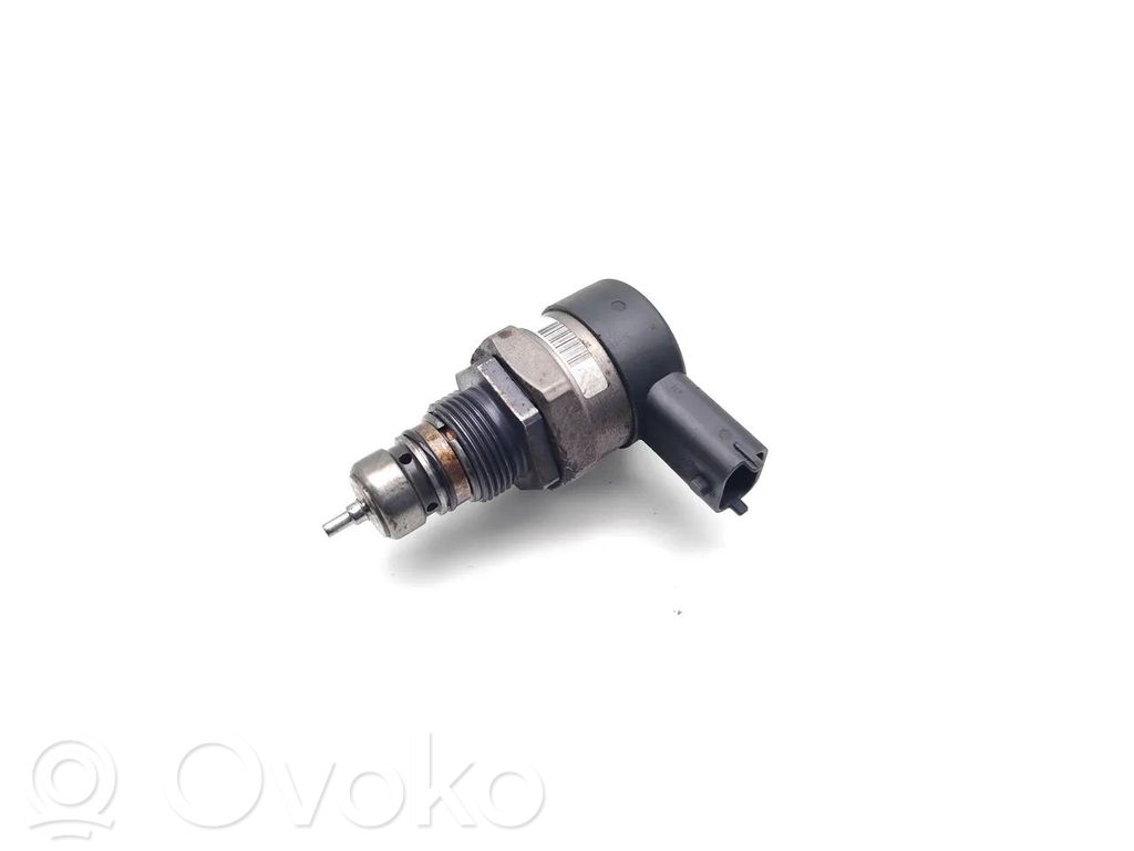 Renault Koleos I Regulator ciśnienia paliwa 