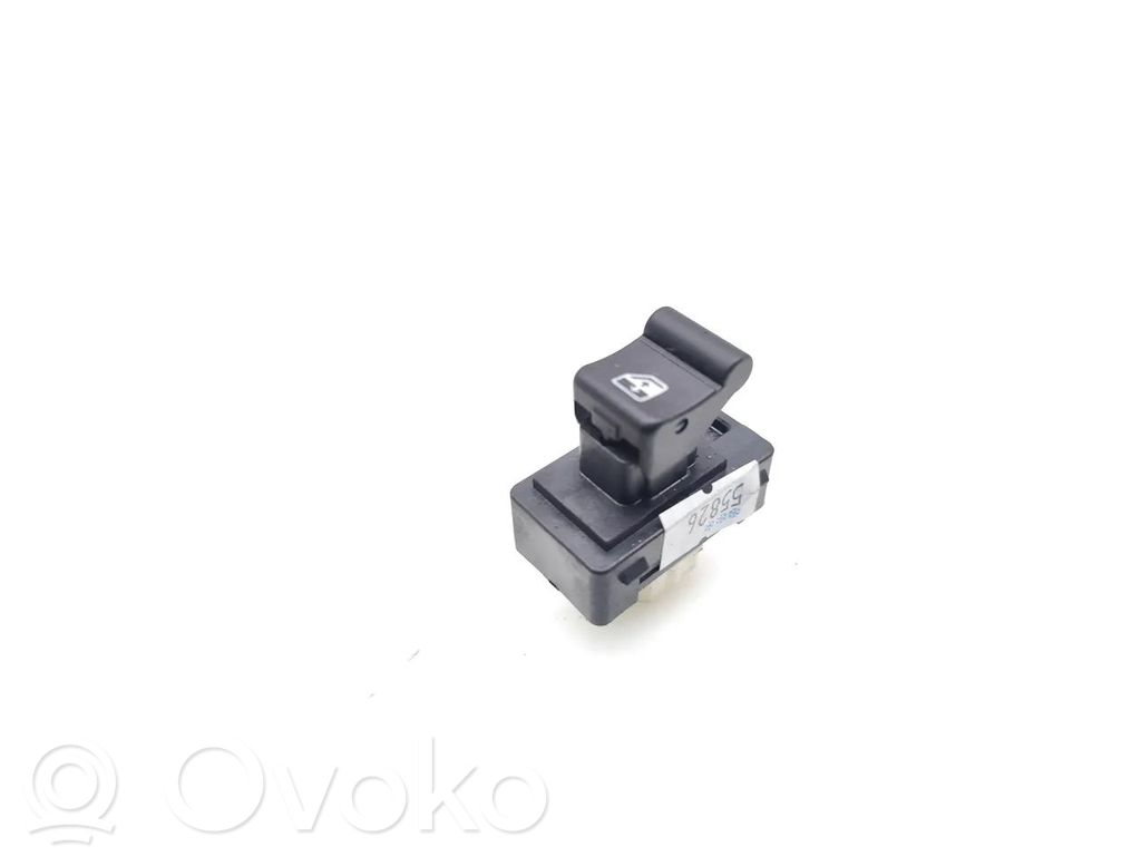 Jeep Renegade Electric window control switch 