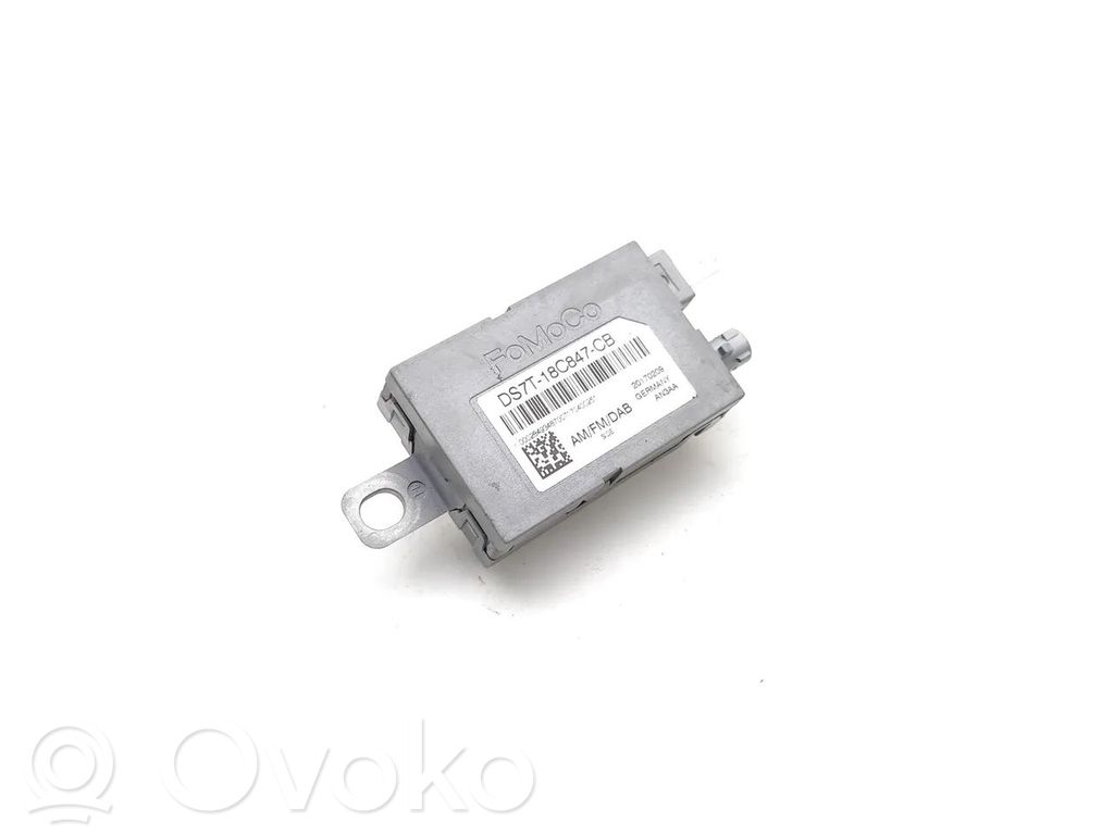 Ford Mondeo MK V Antenos stiprintuvas 