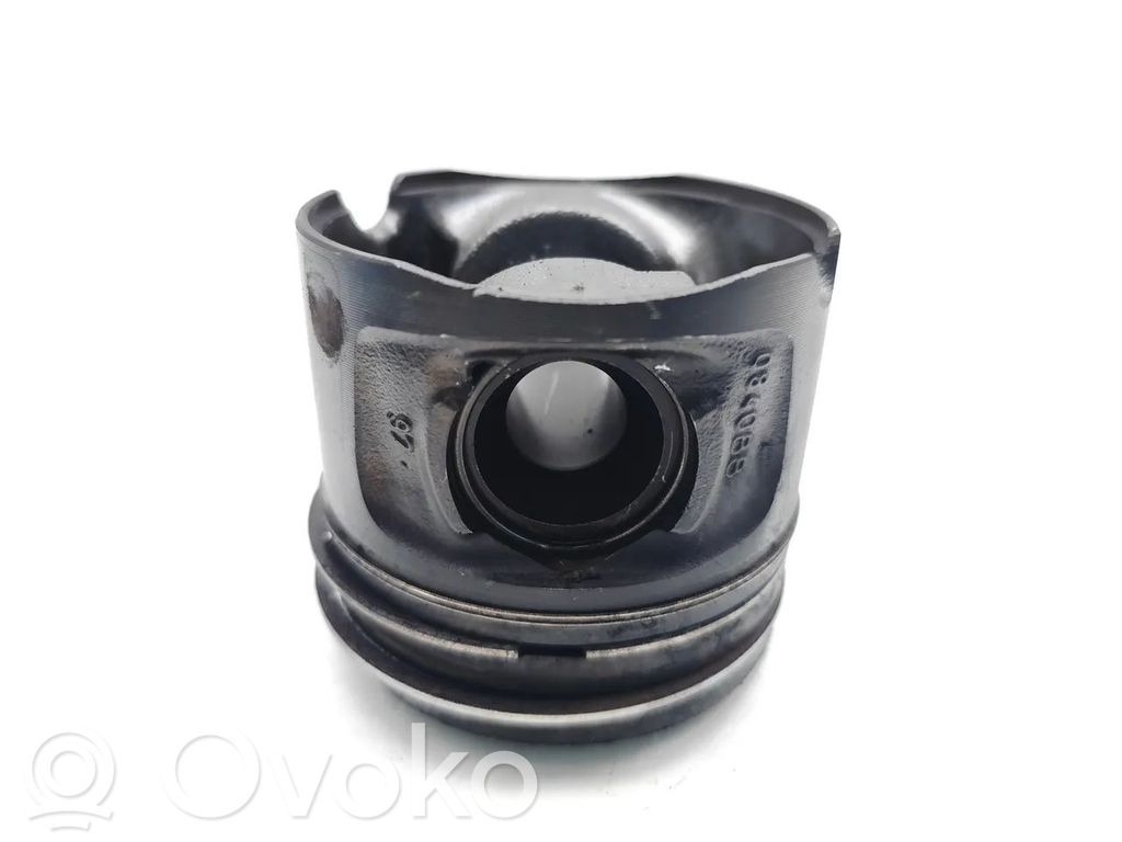 BMW 5 E60 E61 Piston 
