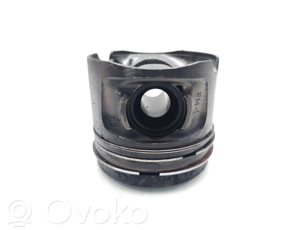 BMW 5 E60 E61 Piston 