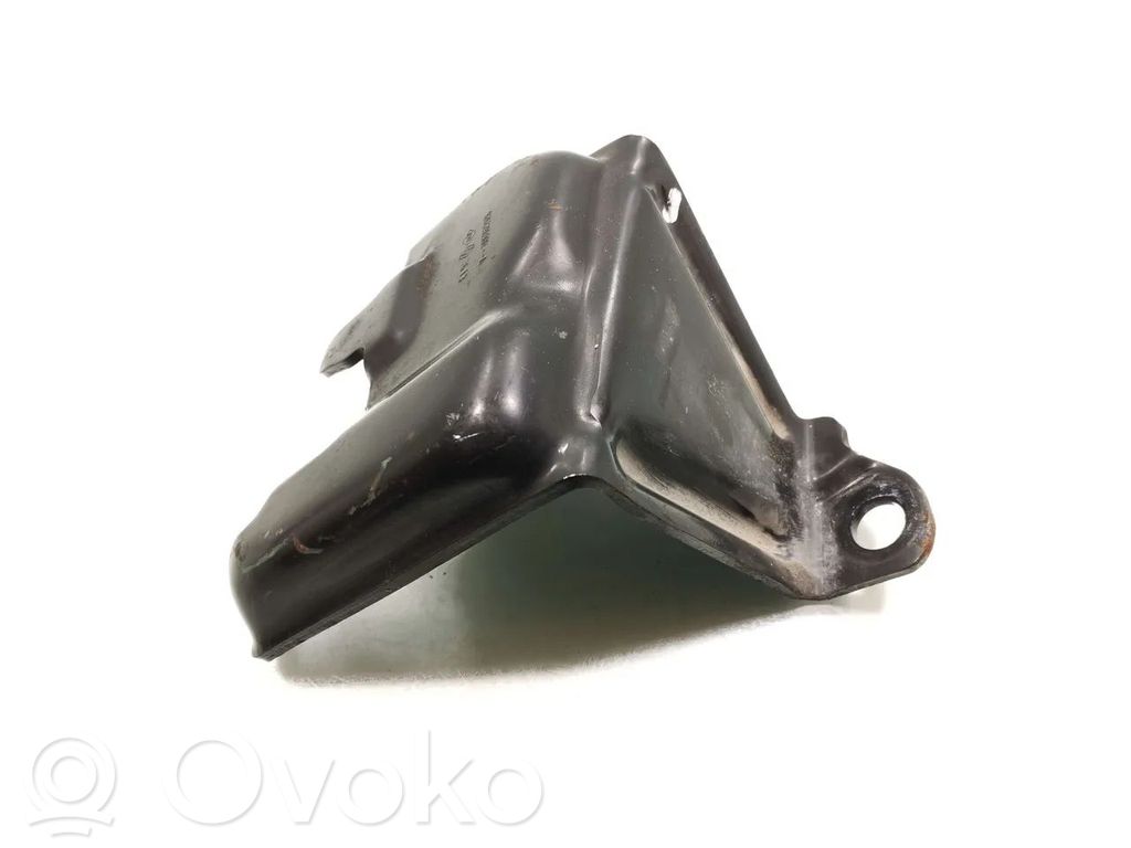 Renault Zoe A/C compressor mount bracket 