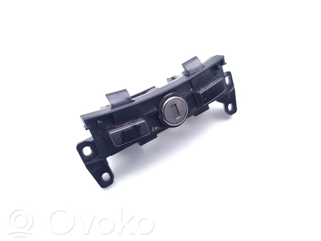 BMW 7 E65 E66 Tailgate/trunk/boot lock/catch/latch 