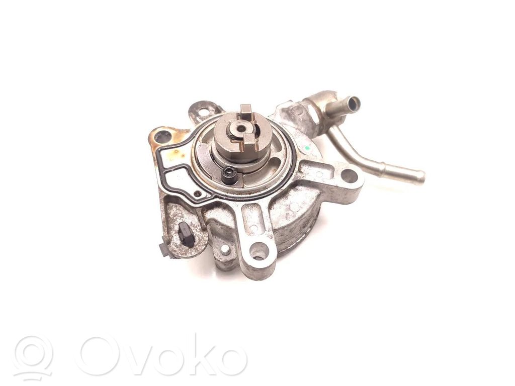Mazda 3 II Vacuum pump 