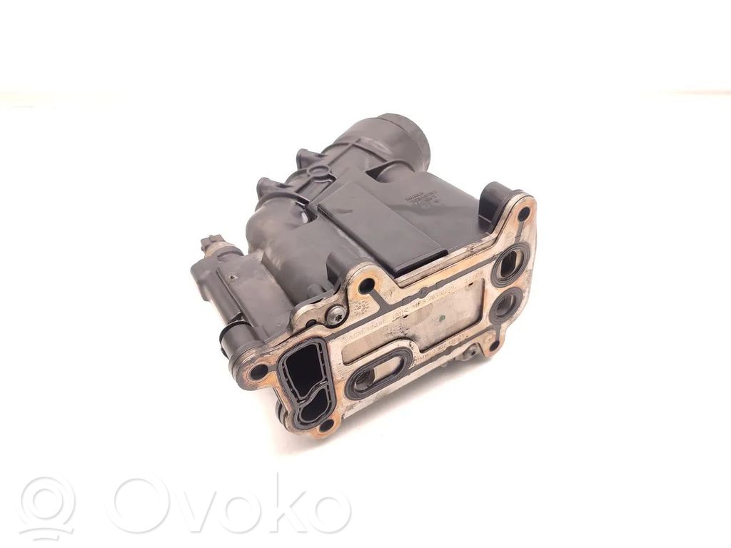 BMW 5 E60 E61 Öljynsuodattimen kannake 