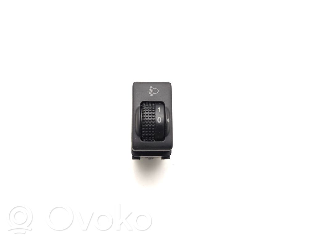 Nissan Juke I F15 Interruptor de control de altura del faro delantero 