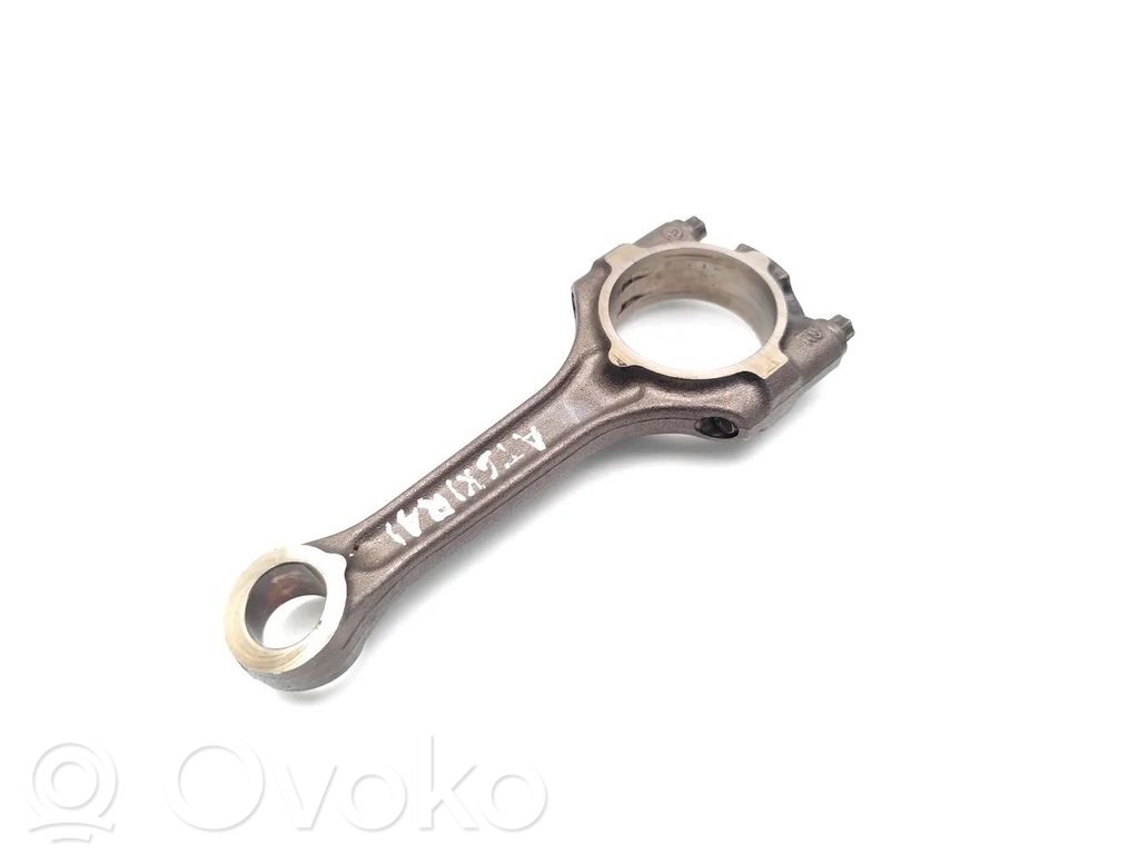 Opel Astra J Connecting rod/conrod 