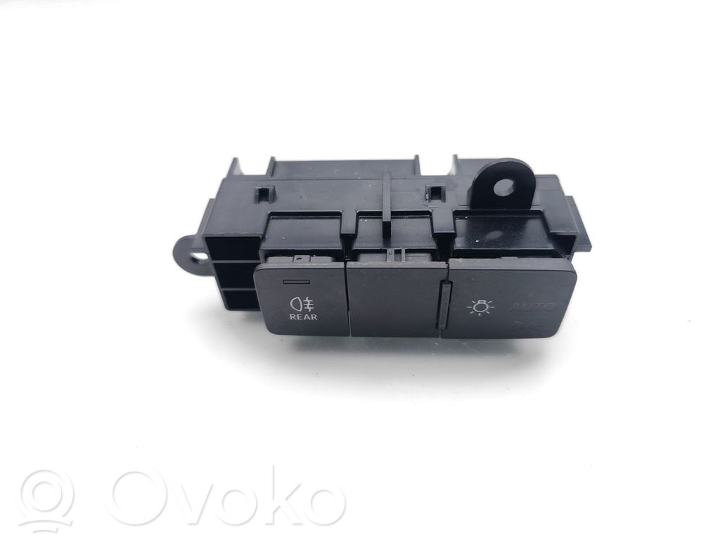 Audi Q4 Sportback e-tron Interruptor de luz antiniebla 