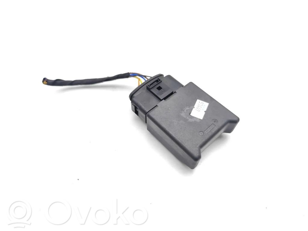 Fuel injection pump control unit/module   6N0973755