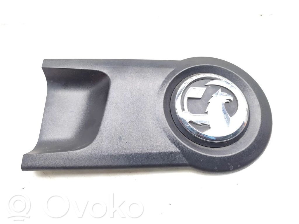 Opel Combo D Отделка загрузочная дверь (молдинги) 