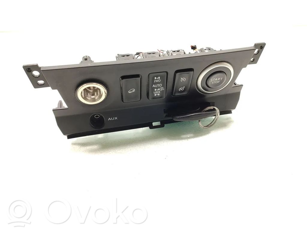 Renault Koleos I Engine start stop button switch 