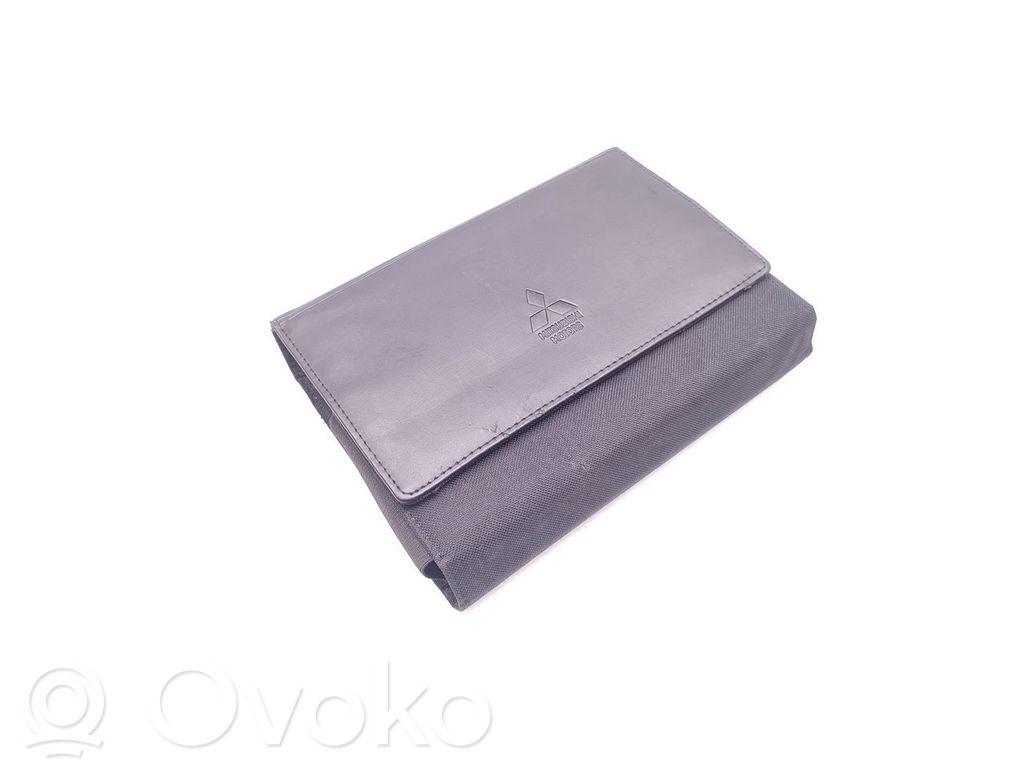 Carte/manual proprietar cu istoric service