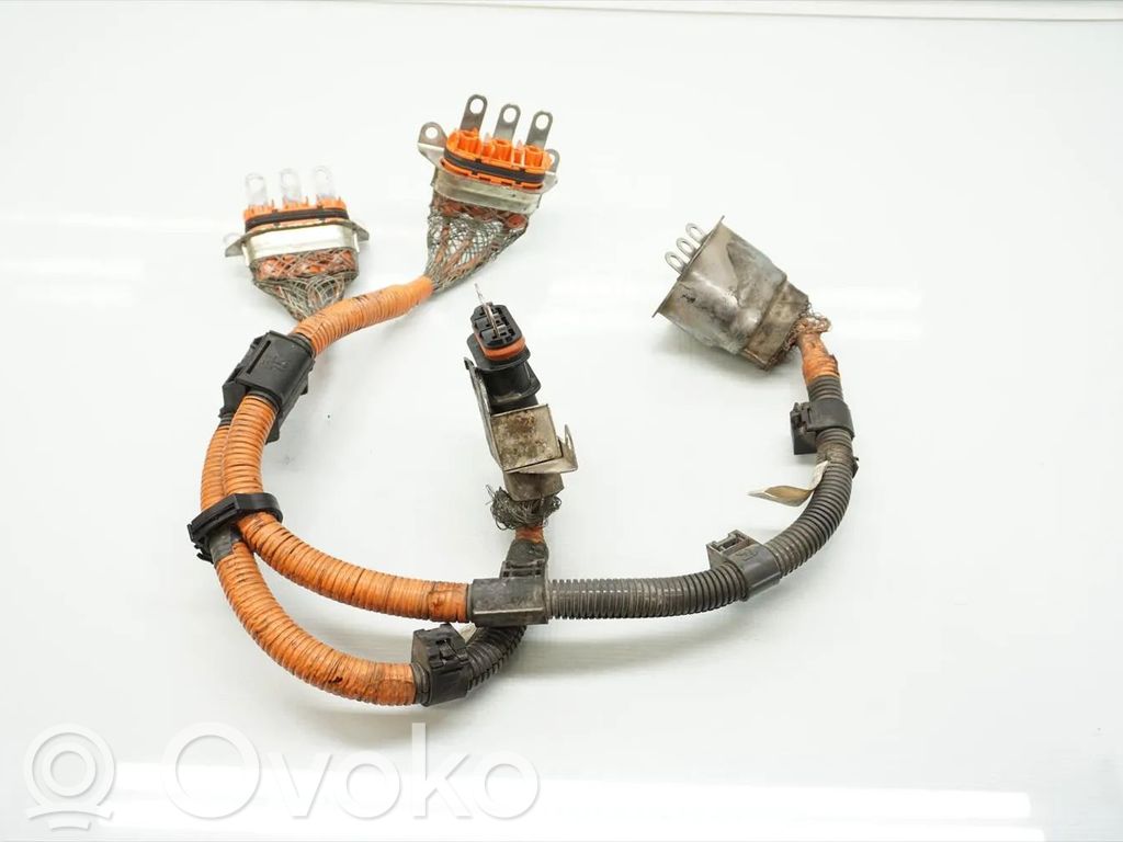 Toyota Auris E180 Chargeur batterie (en option) 