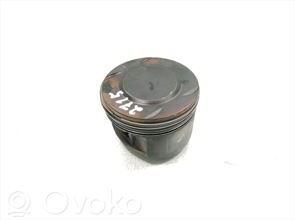 Piston