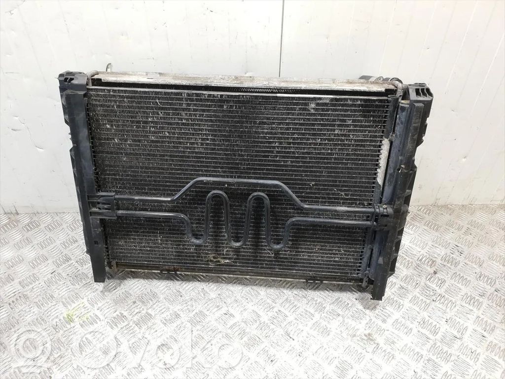 BMW 3 E90 E91 Aušinimo skysčio radiatorius 