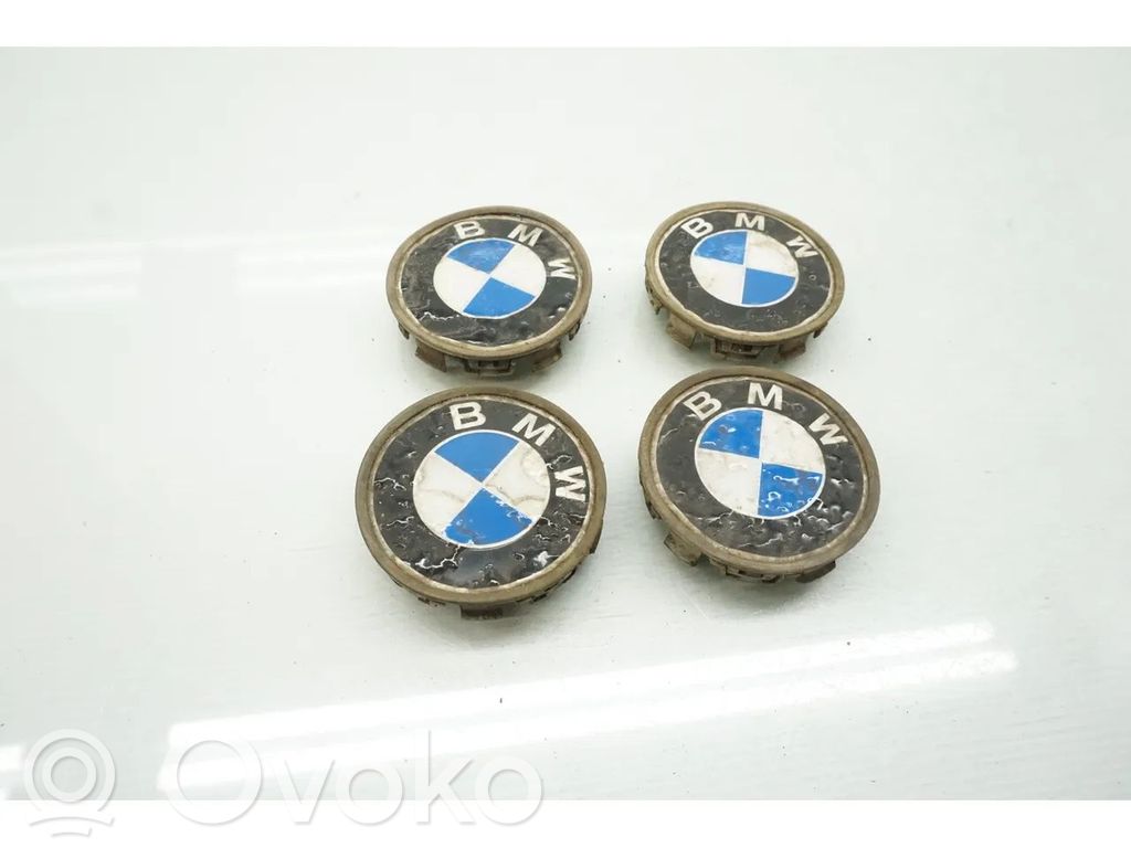Original wheel cap   6768640