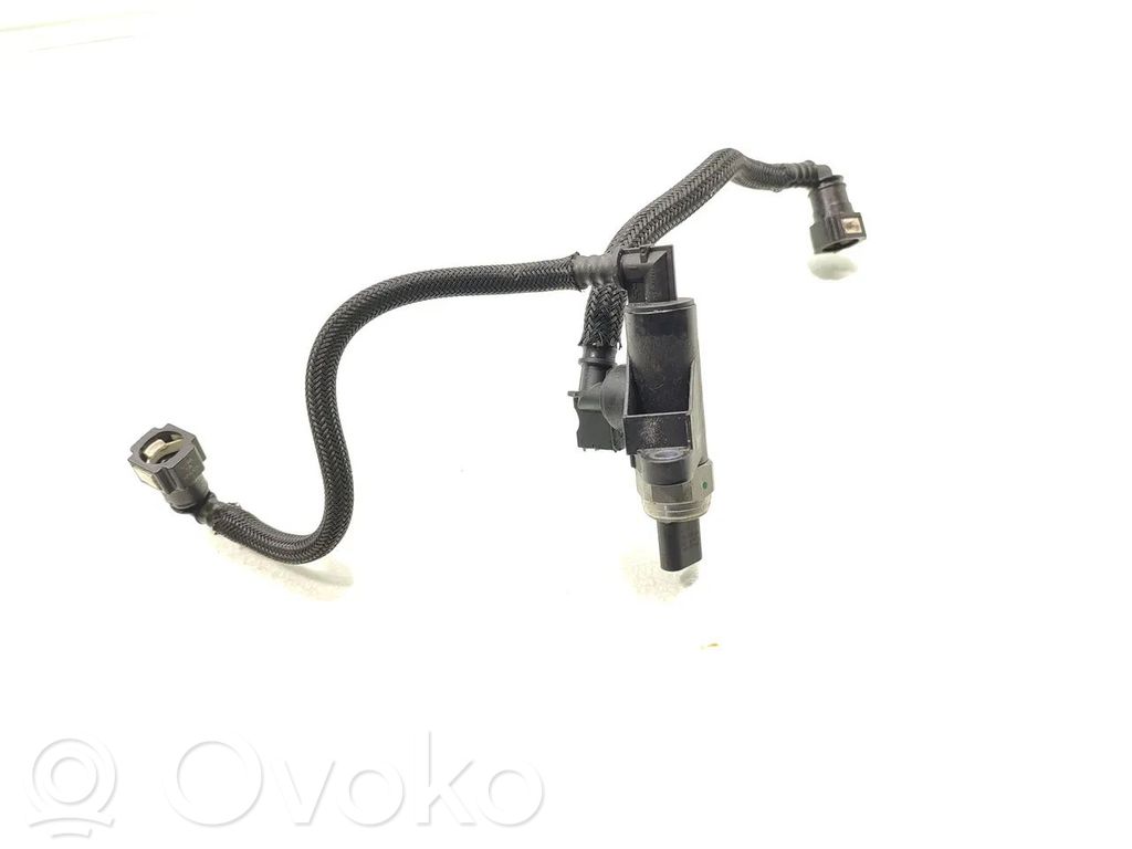 Sensor de temperatura del combustible   9828711180