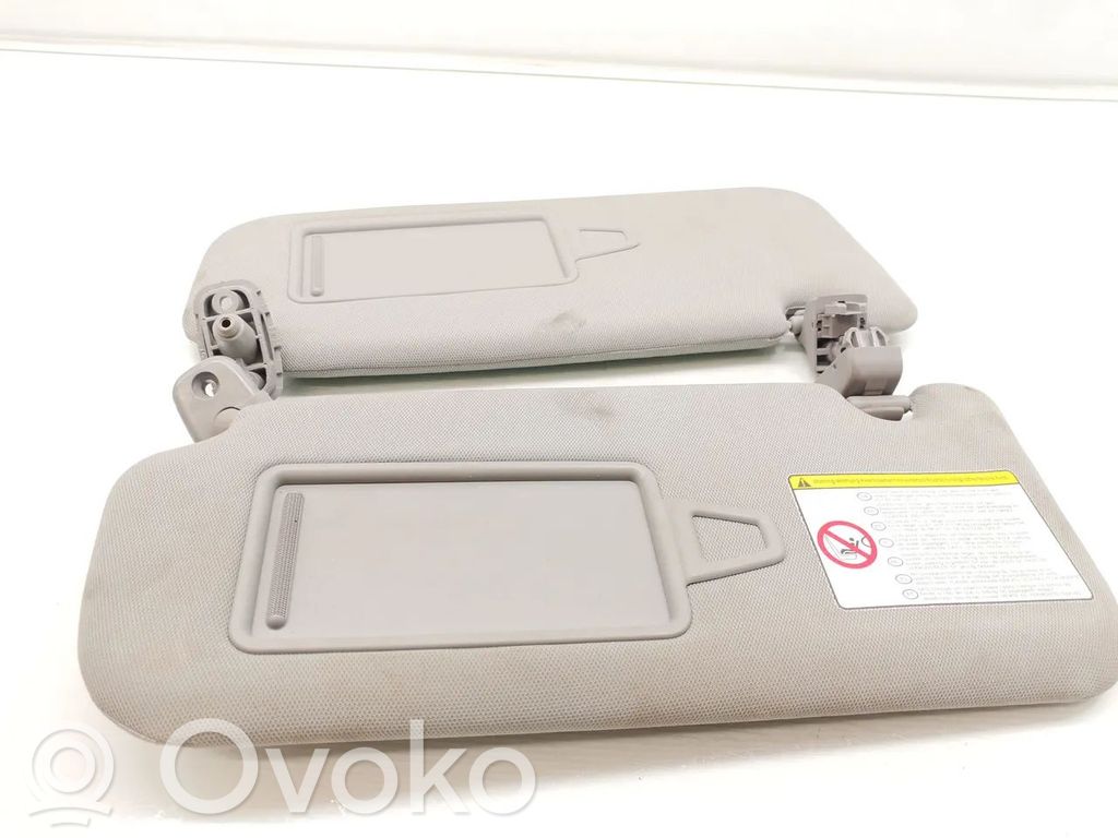 Sun visor