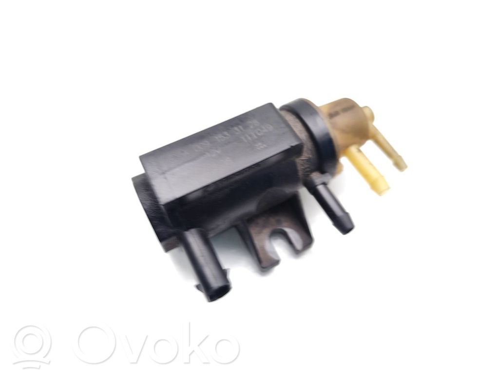 Válvula de vacío   A0091533128,70078208
