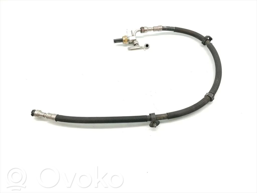 BMW 5 E60 E61 Fuel line pipe 