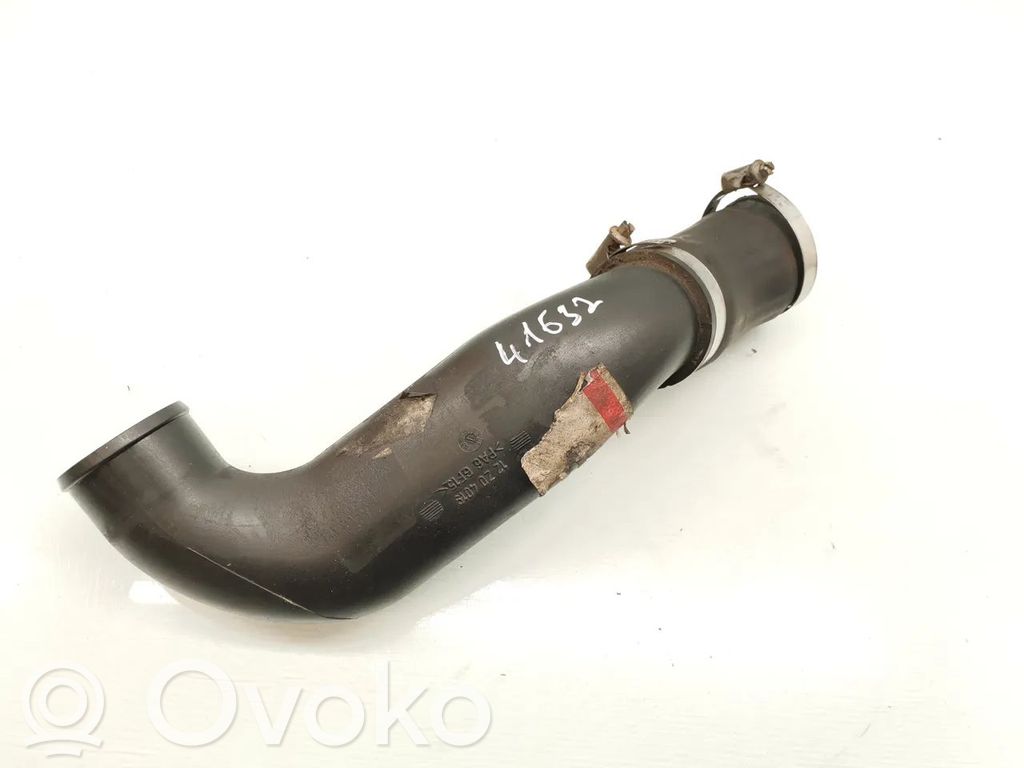 Land Rover Freelander 2 - LR2 Air intake hose/pipe 