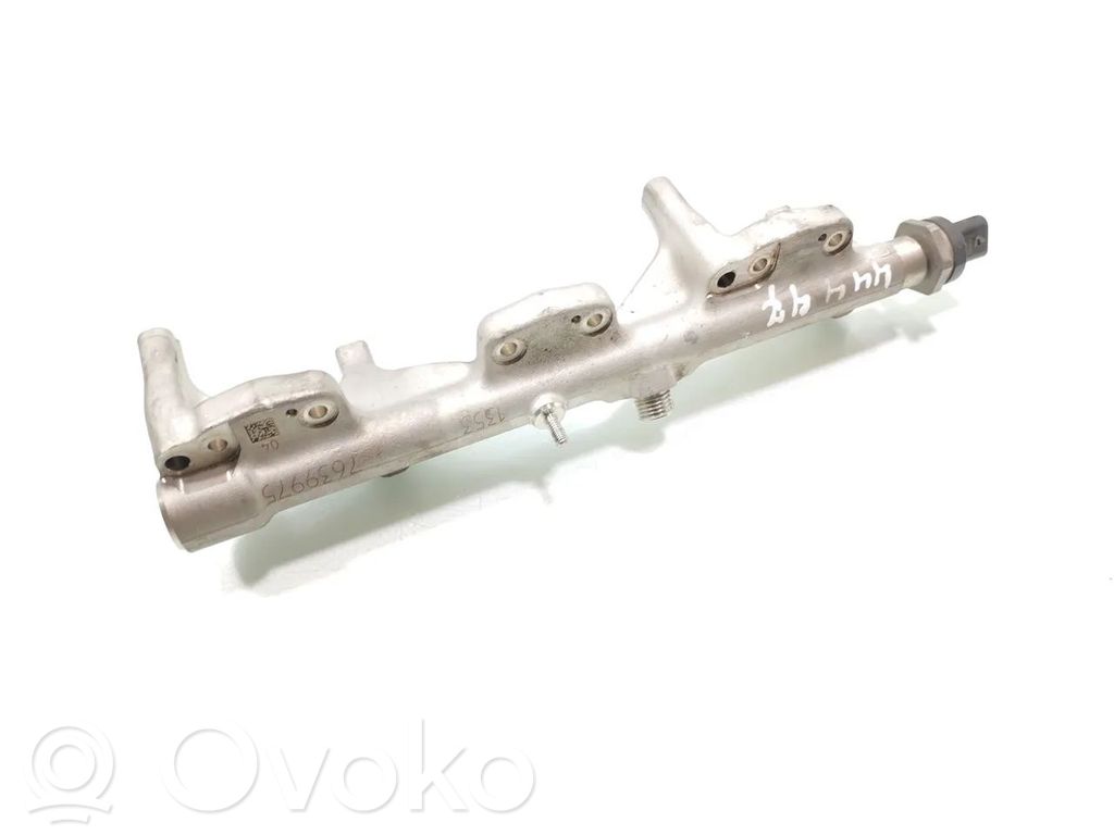 BMW 2 F22 F23 Listwa wtryskowa 