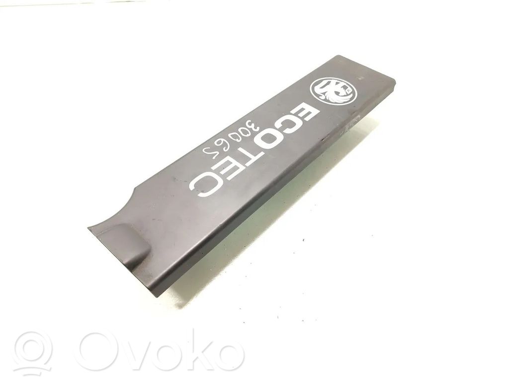 Opel Vectra C Couvercle cache moteur 