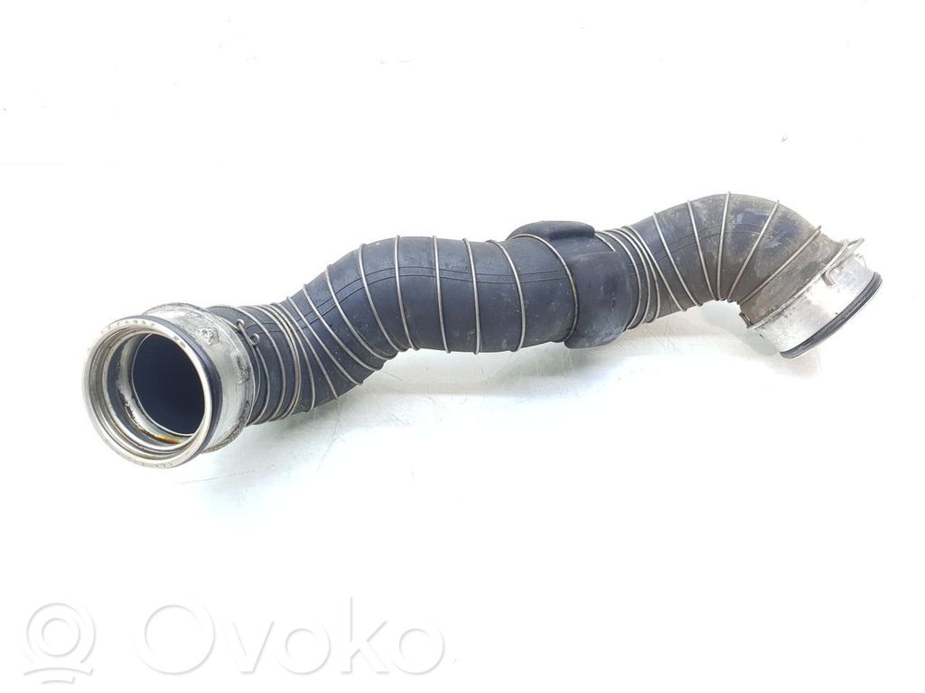 Mercedes-Benz C W203 Furtun/conductă intercooler