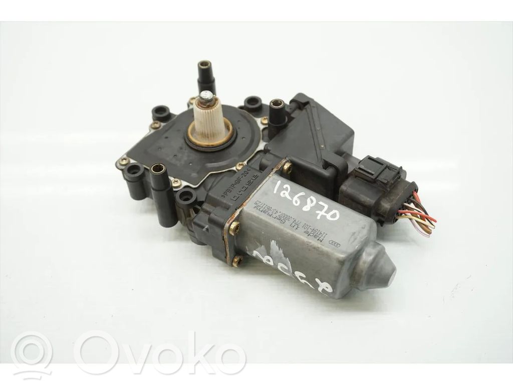 Audi A4 S4 B5 8D Silniczek podnoszenia szyby drzwi tylnych 