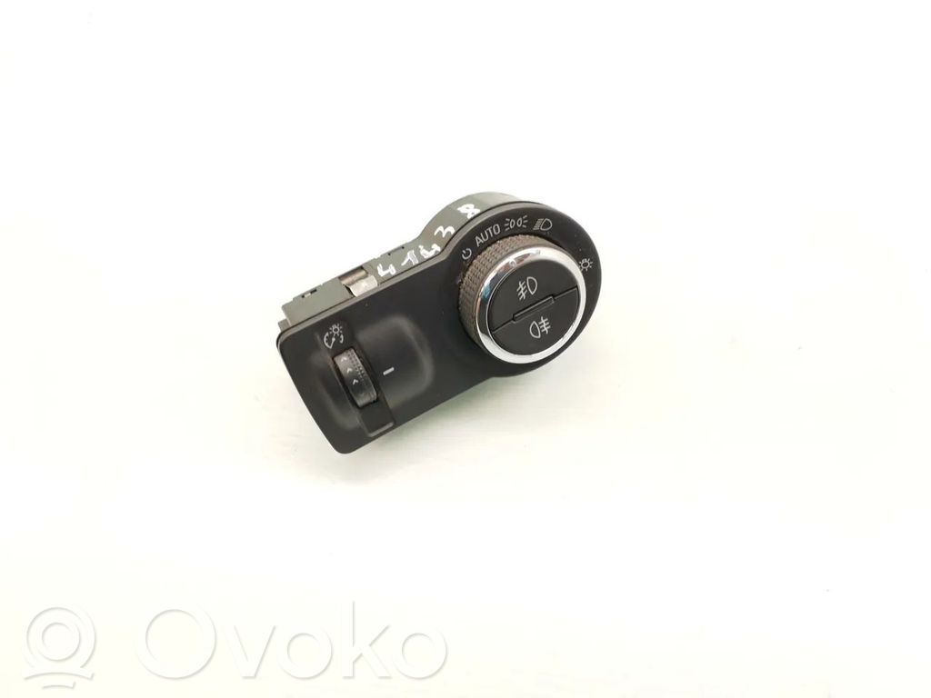 Opel Insignia A Light switch 