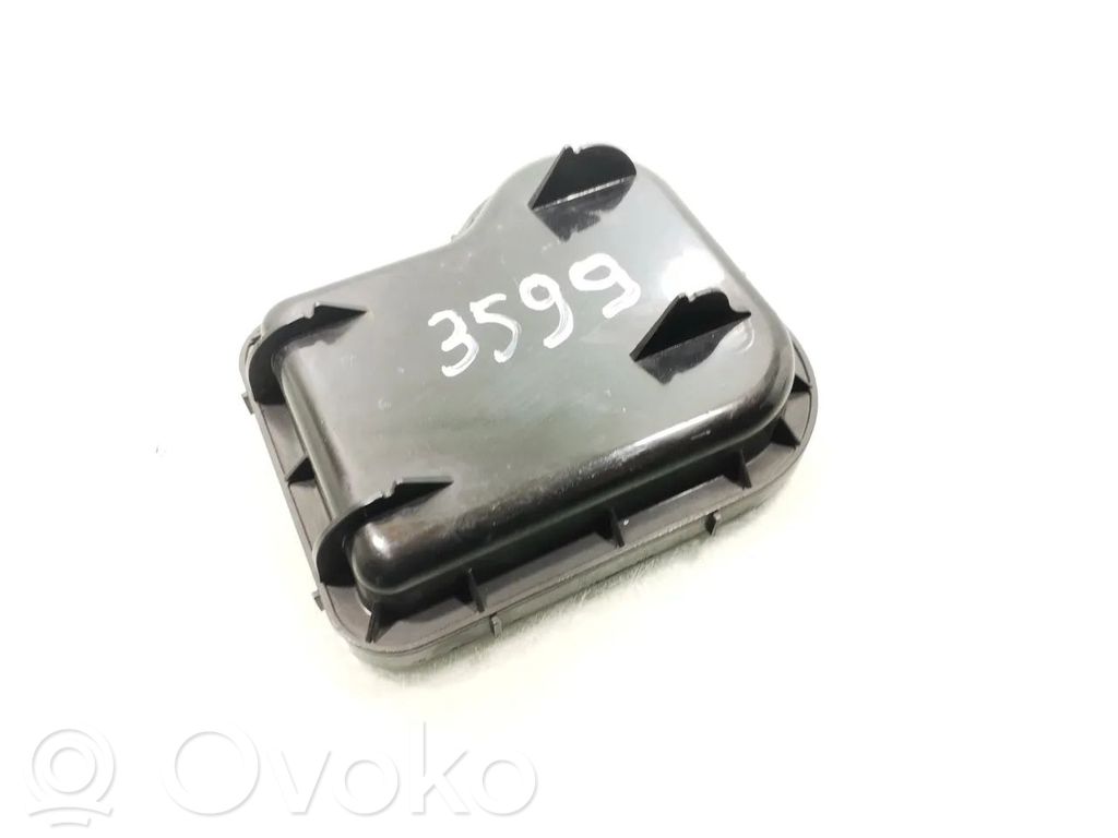 Deckel Abdeckung Scheinwerfer   10100749
