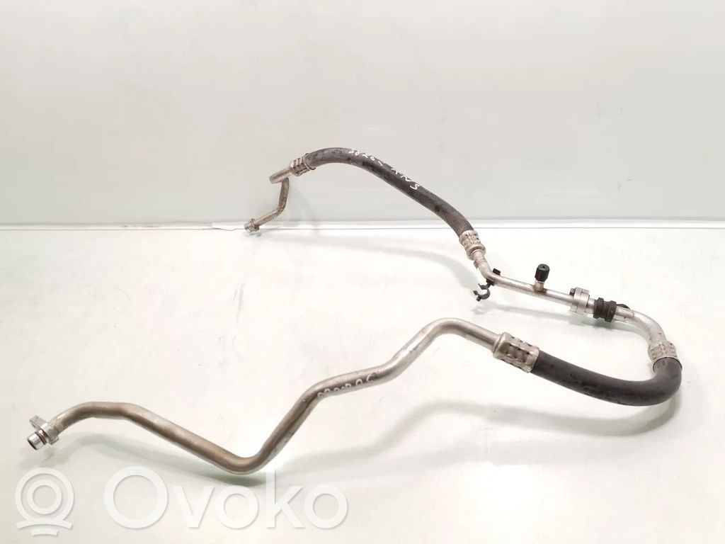 Renault Megane III Ilmastointilaitteen putki (A/C) 