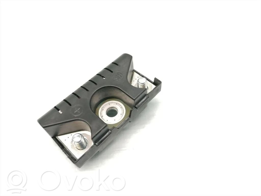 Autres unités de commande / modules   8T8035570