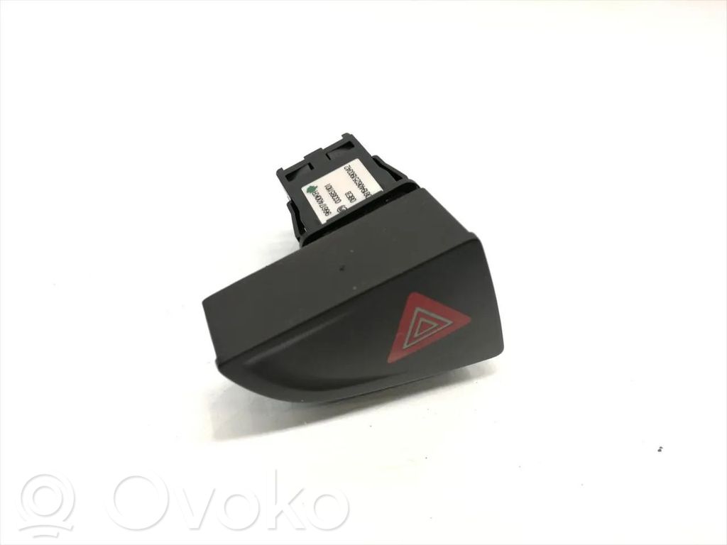 Botón interruptor de luz de peligro   96617400KR