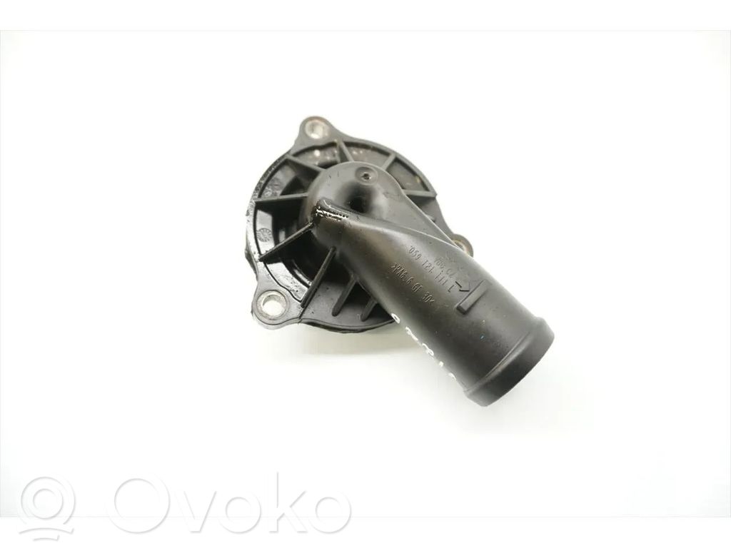 Audi Q7 4L Termostats / termostata korpuss 
