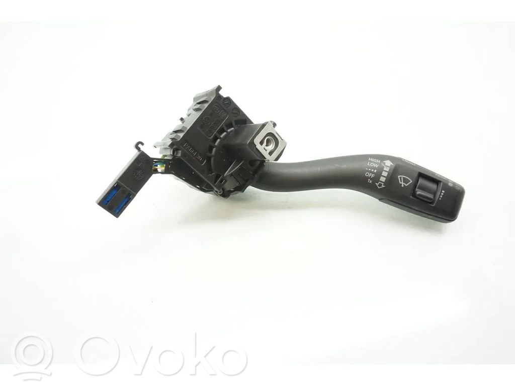 Audi A3 S3 8P Palanca de control del limpiaparabrisas 