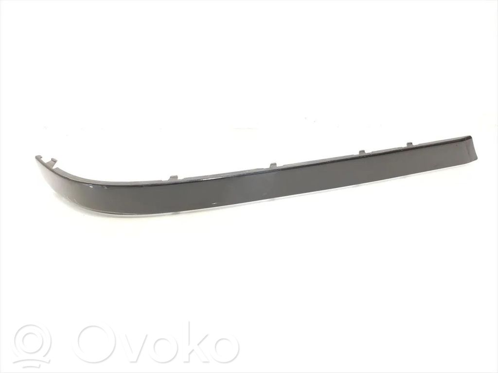 BMW 7 E65 E66 Dekoratīvās aizmugurē bampera ulikas 