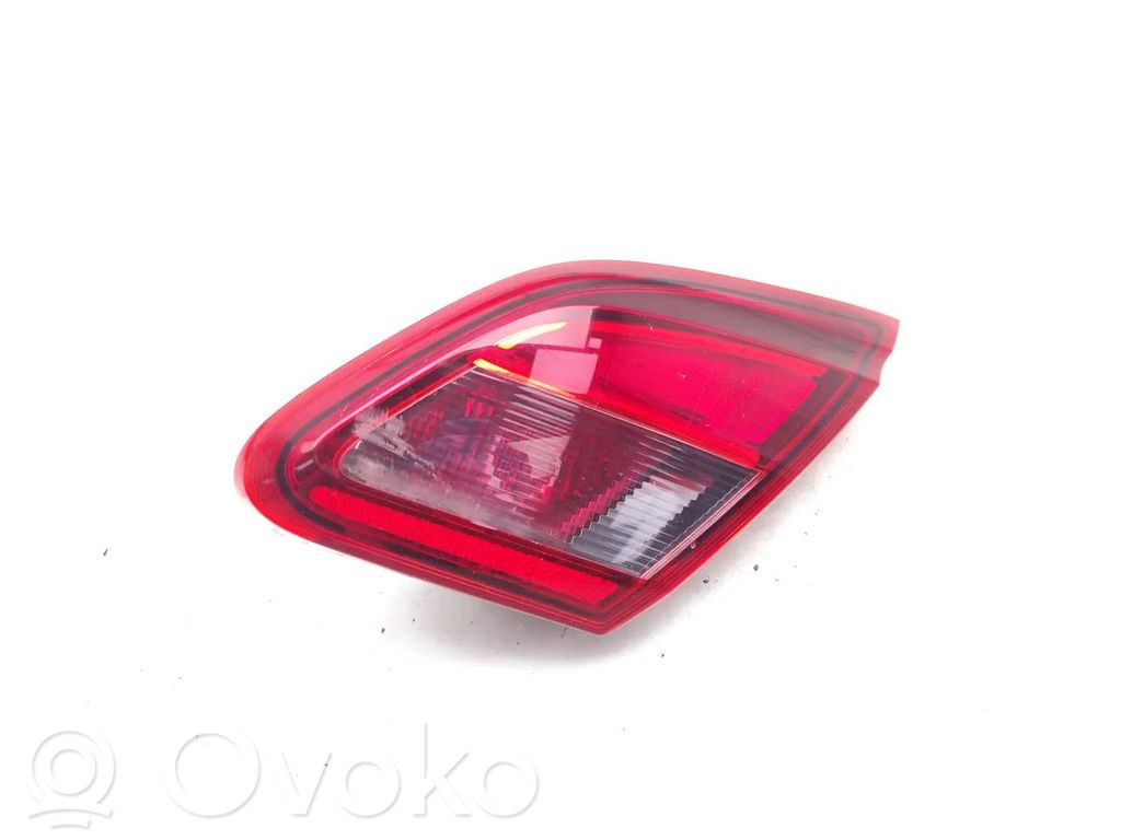 Opel Corsa E Takaluukun takavalot 
