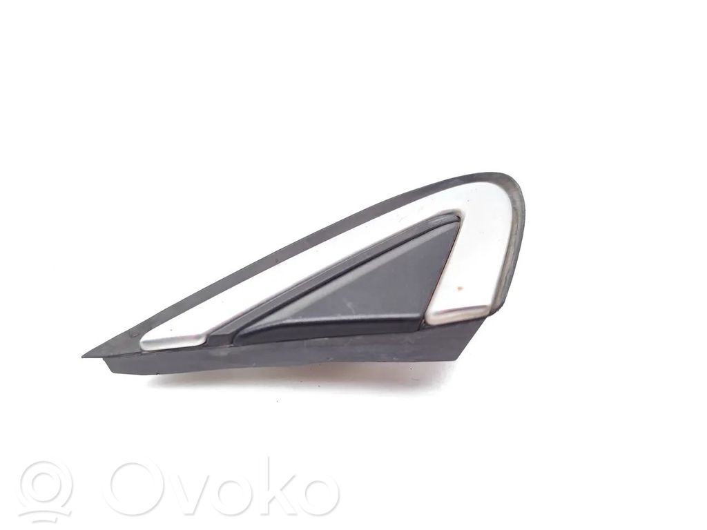 Volvo V40 Listwa / Nakładka na błotnik przedni 