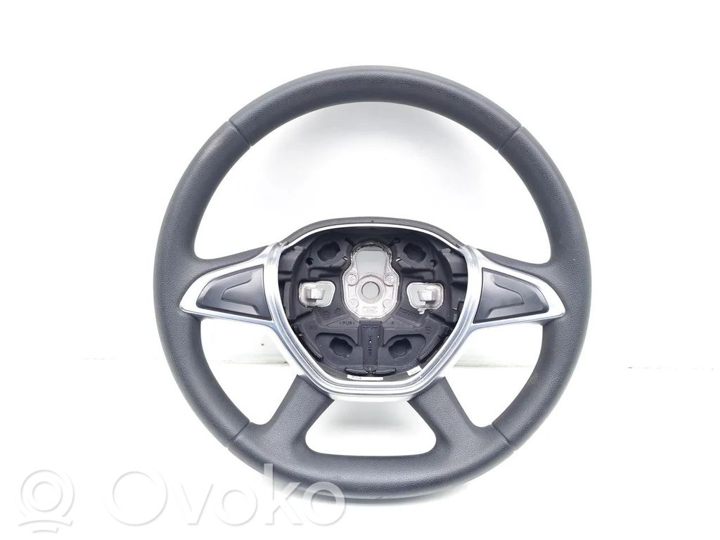Dacia Sandero Ohjauspyörä 