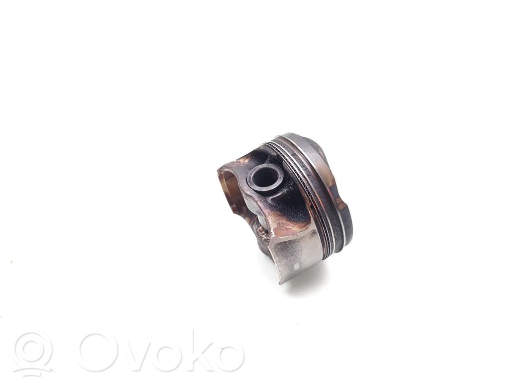 Ford Focus C-MAX Piston 